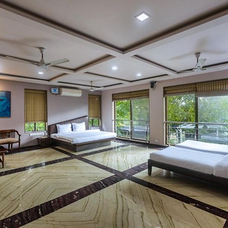 Saffronstays Aura, Alibaug - Luxury Pool Villa With A Game Room And Spacious Lawn Alībāg Extérieur photo