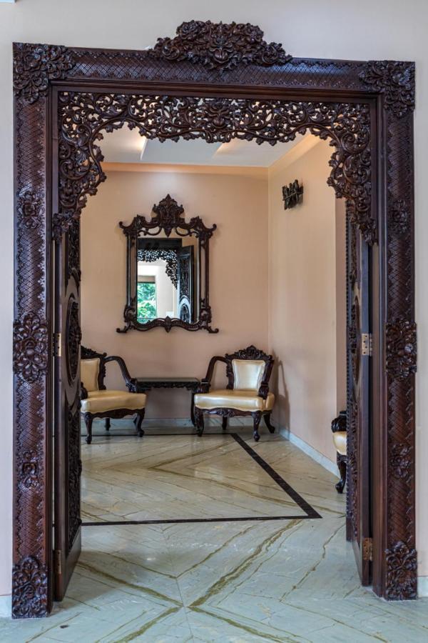 Saffronstays Aura, Alibaug - Luxury Pool Villa With A Game Room And Spacious Lawn Alībāg Extérieur photo